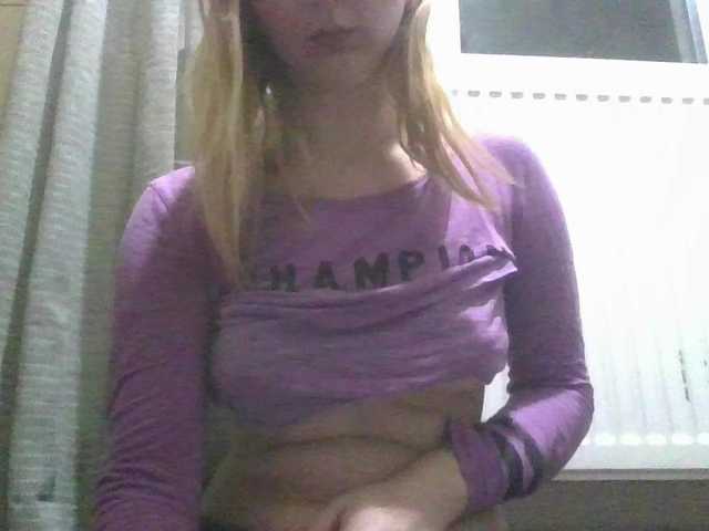 Irenne18's BongaCams show and profile