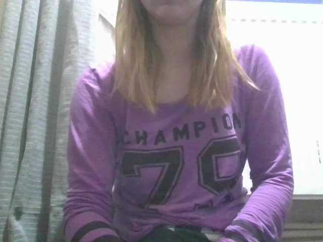 Irenne18's BongaCams show and profile