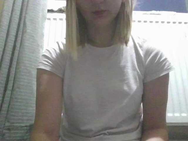 Irenne18's BongaCams show and profile