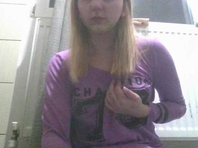 Irenne18's BongaCams show and profile