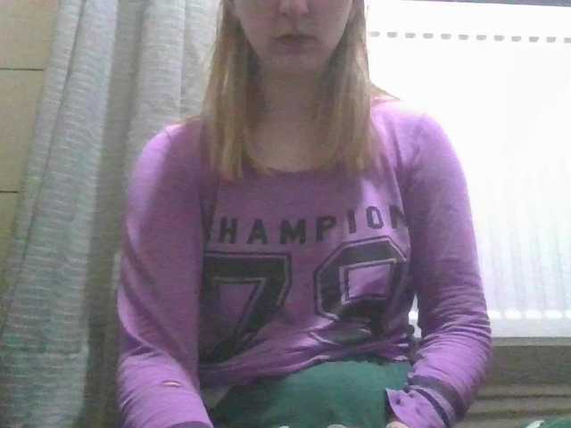 Irenne18's BongaCams show and profile