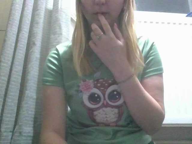 Irenne18's BongaCams show and profile