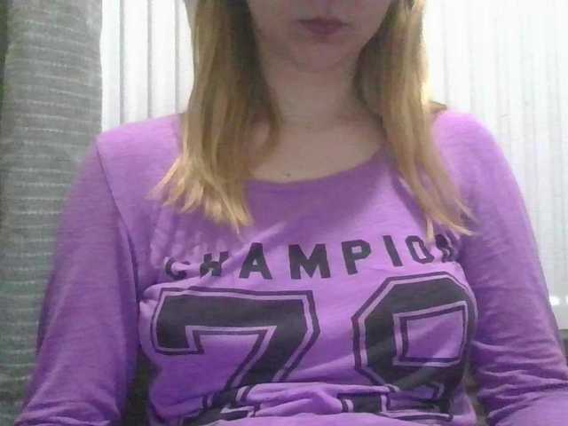 Irenne18's BongaCams show and profile