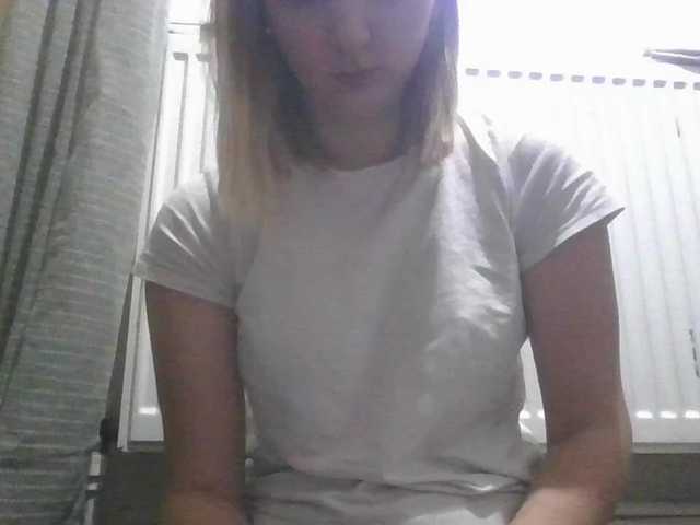 Irenne18's BongaCams show and profile