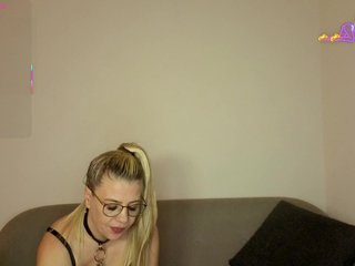 NadyaRubia Porn Show