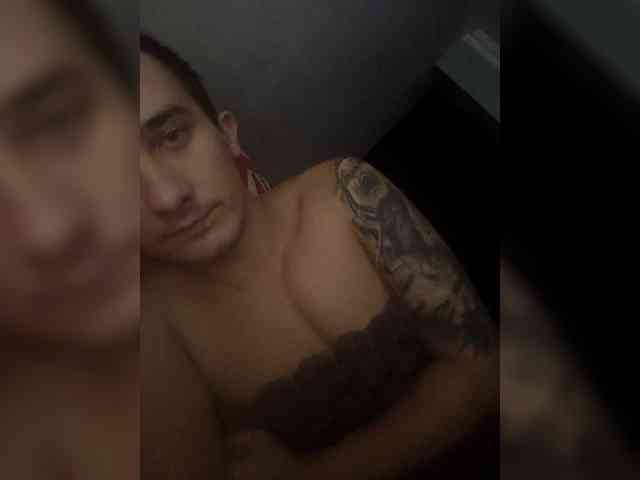 MrForYourEyesOnl... Live Webcam on {site_name}