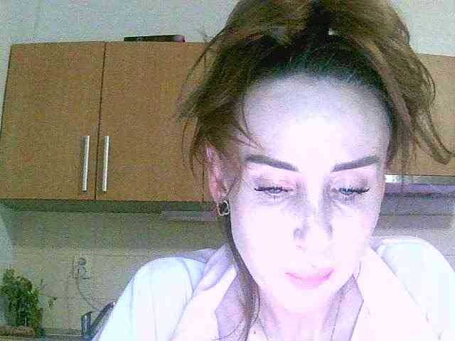 OlixcLaSewx Live Webcam on BongaCams