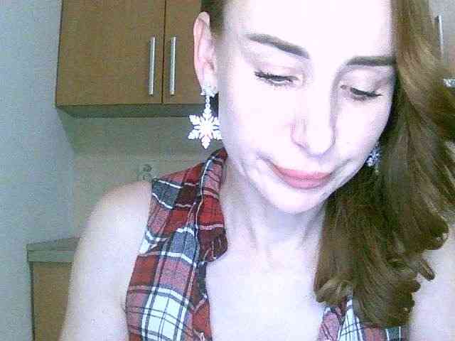 OlixcLaSewx Live Webcam on BongaCams