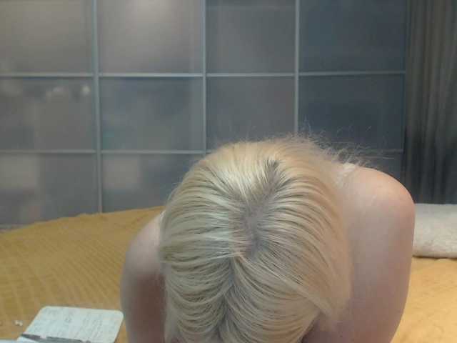 KyliePag's BongaCams show and profile