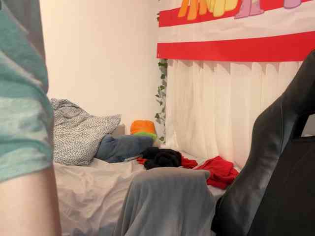 MollyChloe Live Webcam on BongaCams