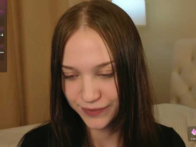 esenue's BongaCams show and profile