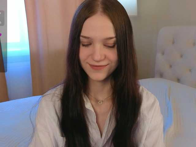 esenue's BongaCams show and profile