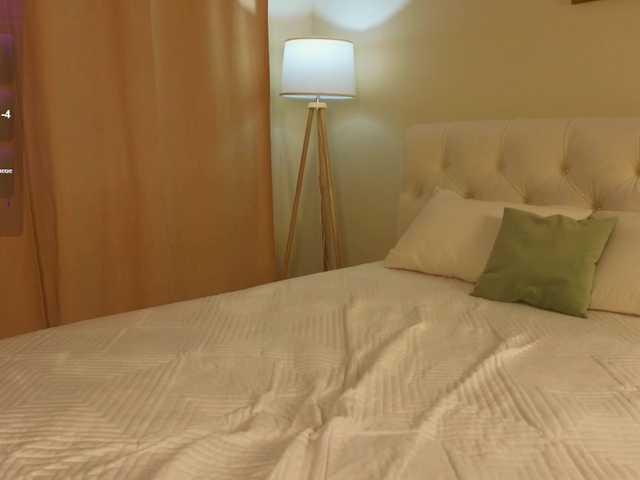 esenue's BongaCams show and profile