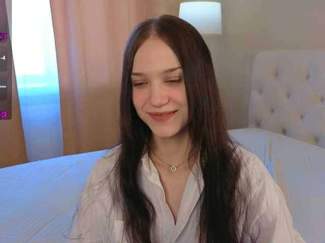 esenue's BongaCams show and profile