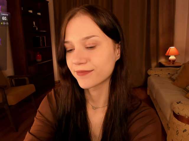 esenue's BongaCams show and profile