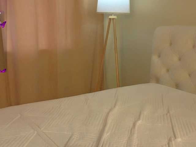 esenue's BongaCams show and profile