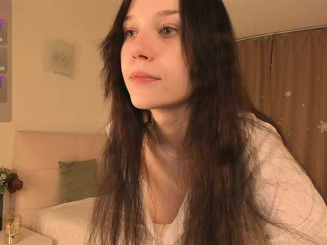 esenue's BongaCams show and profile