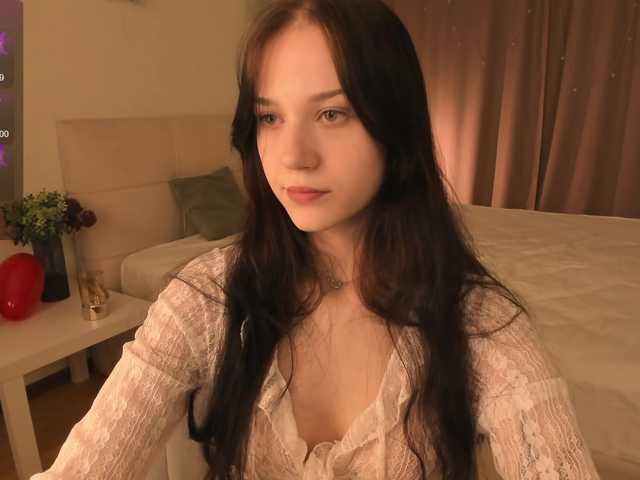 esenue's BongaCams show and profile