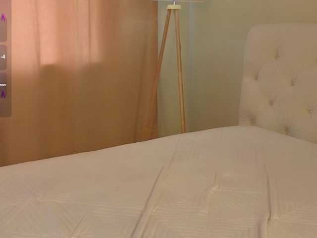 esenue's BongaCams show and profile