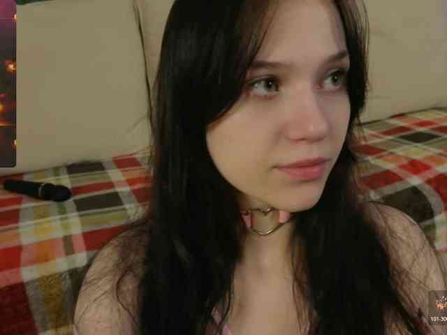 esenue Live Webcam on BongaCams