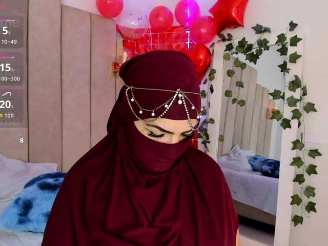 naylaa-'s BongaCams show and profile