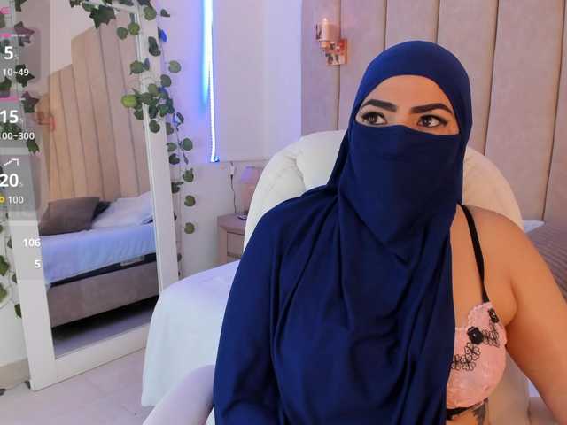 naylaa-'s BongaCams show and profile