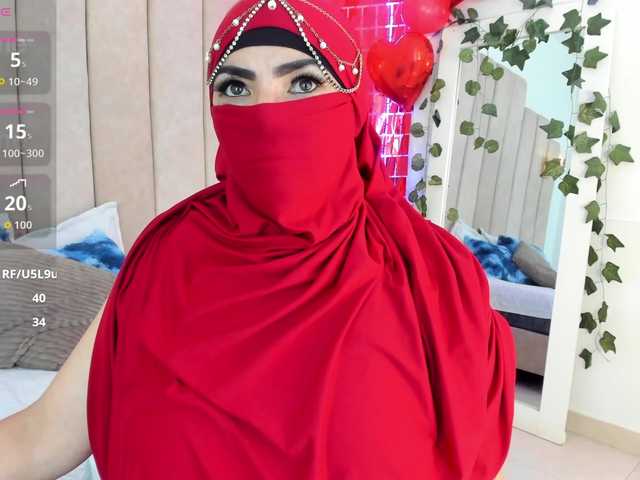 naylaa-'s BongaCams show and profile