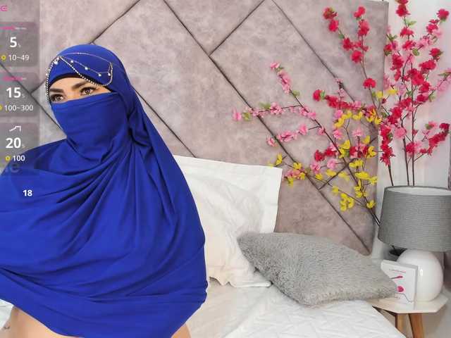 naylaa-'s BongaCams show and profile