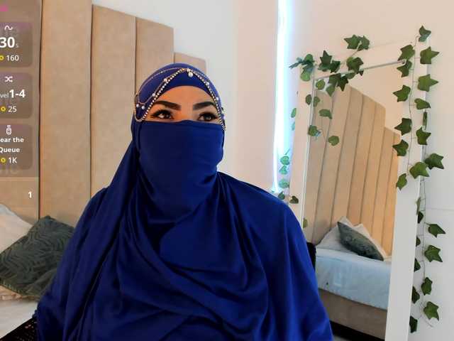 naylaa-'s BongaCams show and profile