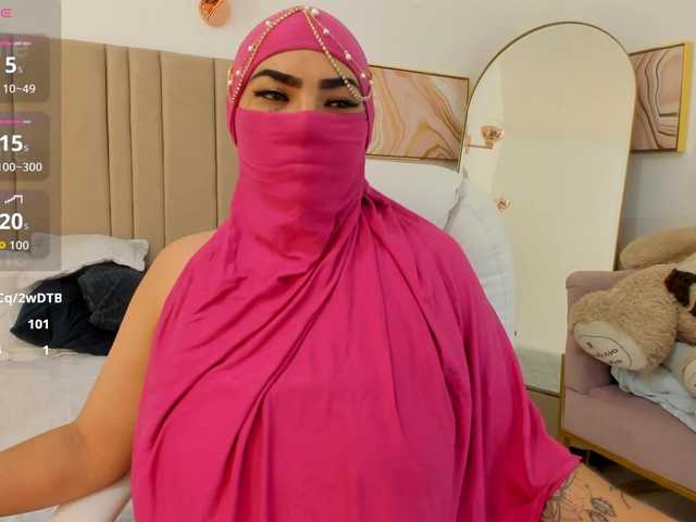 naylaa-'s BongaCams show and profile