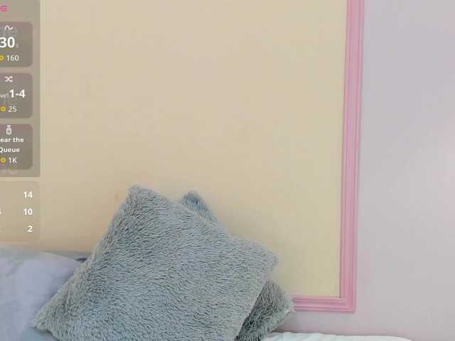 naylaa-'s BongaCams show and profile