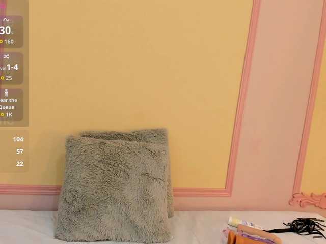 naylaa-'s BongaCams show and profile