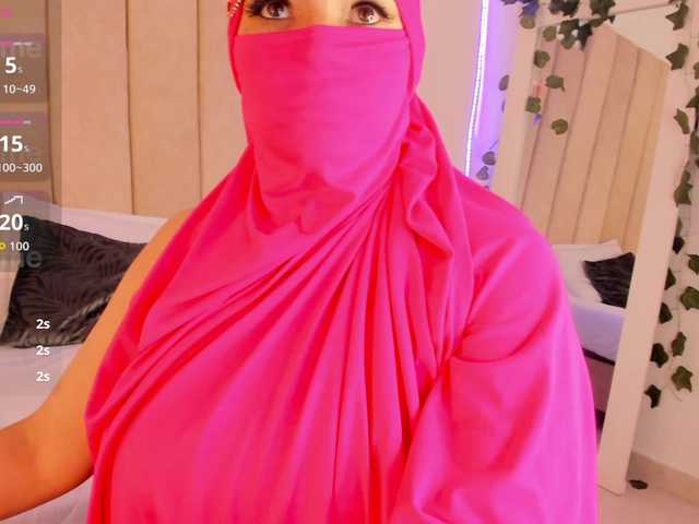 naylaa-'s BongaCams show and profile