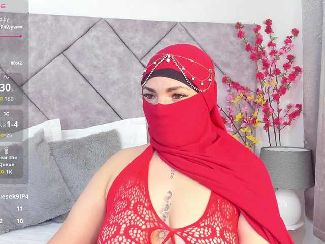 naylaa-'s BongaCams show and profile