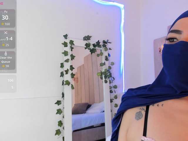 naylaa-'s BongaCams show and profile