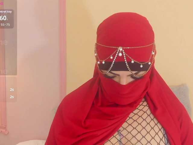 naylaa- live cam profile