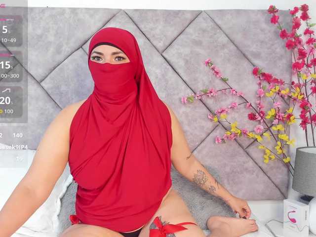 naylaa-'s BongaCams show and profile