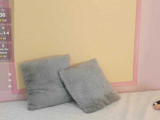 naylaa- live cam profile