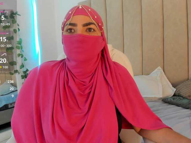 naylaa-'s BongaCams show and profile