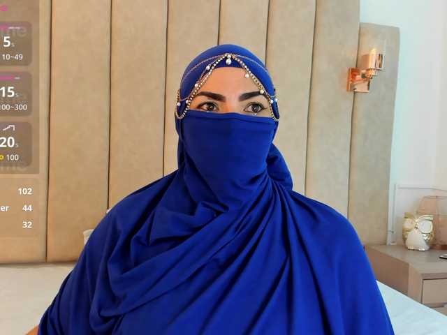 naylaa-'s BongaCams show and profile