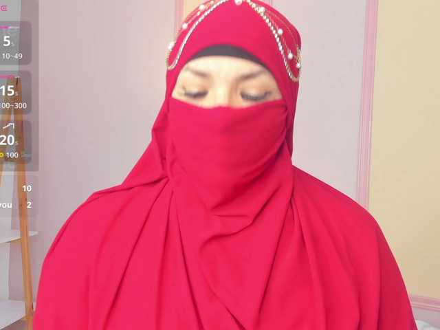 naylaa-'s BongaCams show and profile