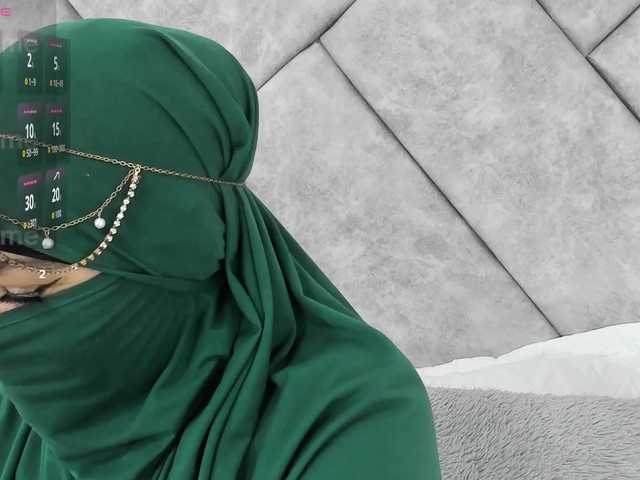 naylaa-'s BongaCams show and profile