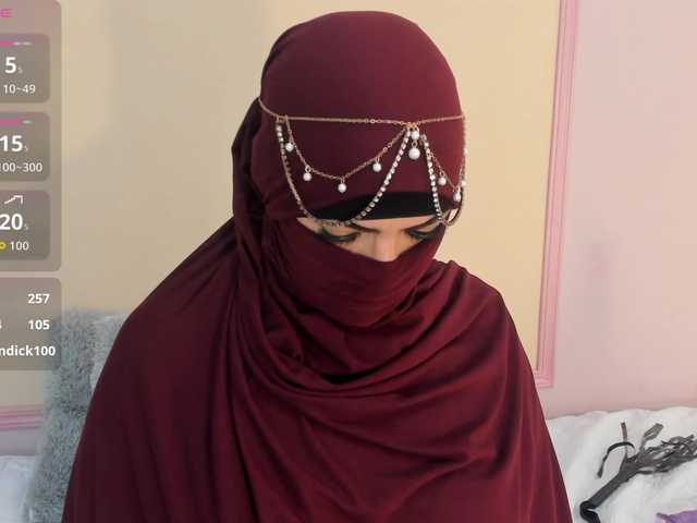 le modèle naylaa- est en webcam porno dans un show sur le site bongacams, il possède les tags suivants: Arab,Brunette,Trimmed