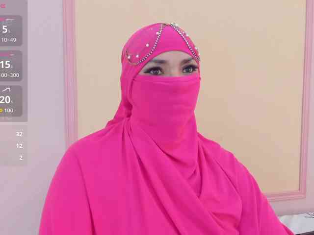 naylaa- Live Webcam on BongaCams