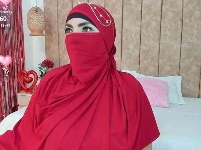 naylaa- Live Webcam on BongaCams