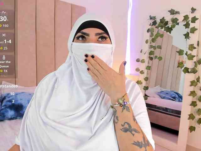 naylaa- Live Webcam on BongaCams