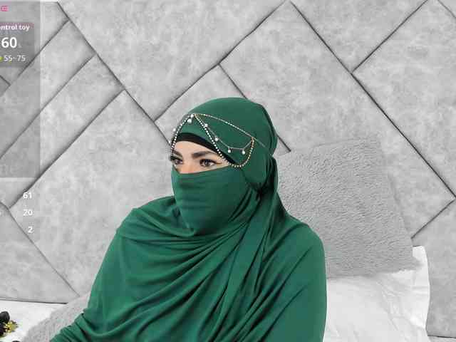 naylaa- Live Webcam on BongaCams