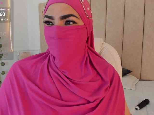 naylaa- Live Webcam on BongaCams