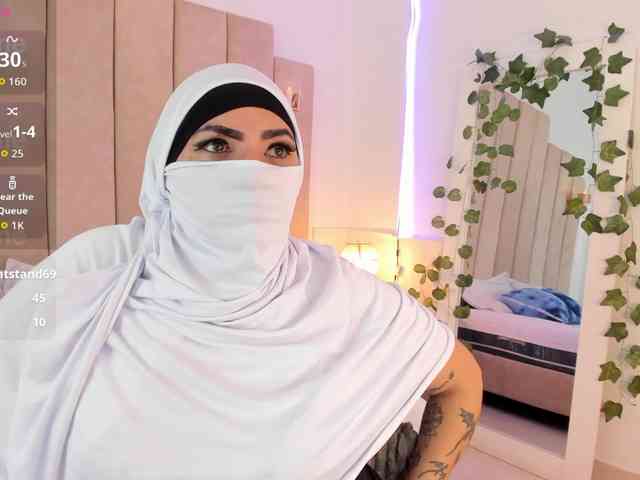 naylaa- Live Webcam on BongaCams