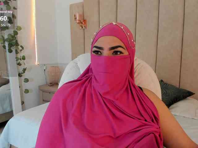 naylaa- Live Webcam on BongaCams